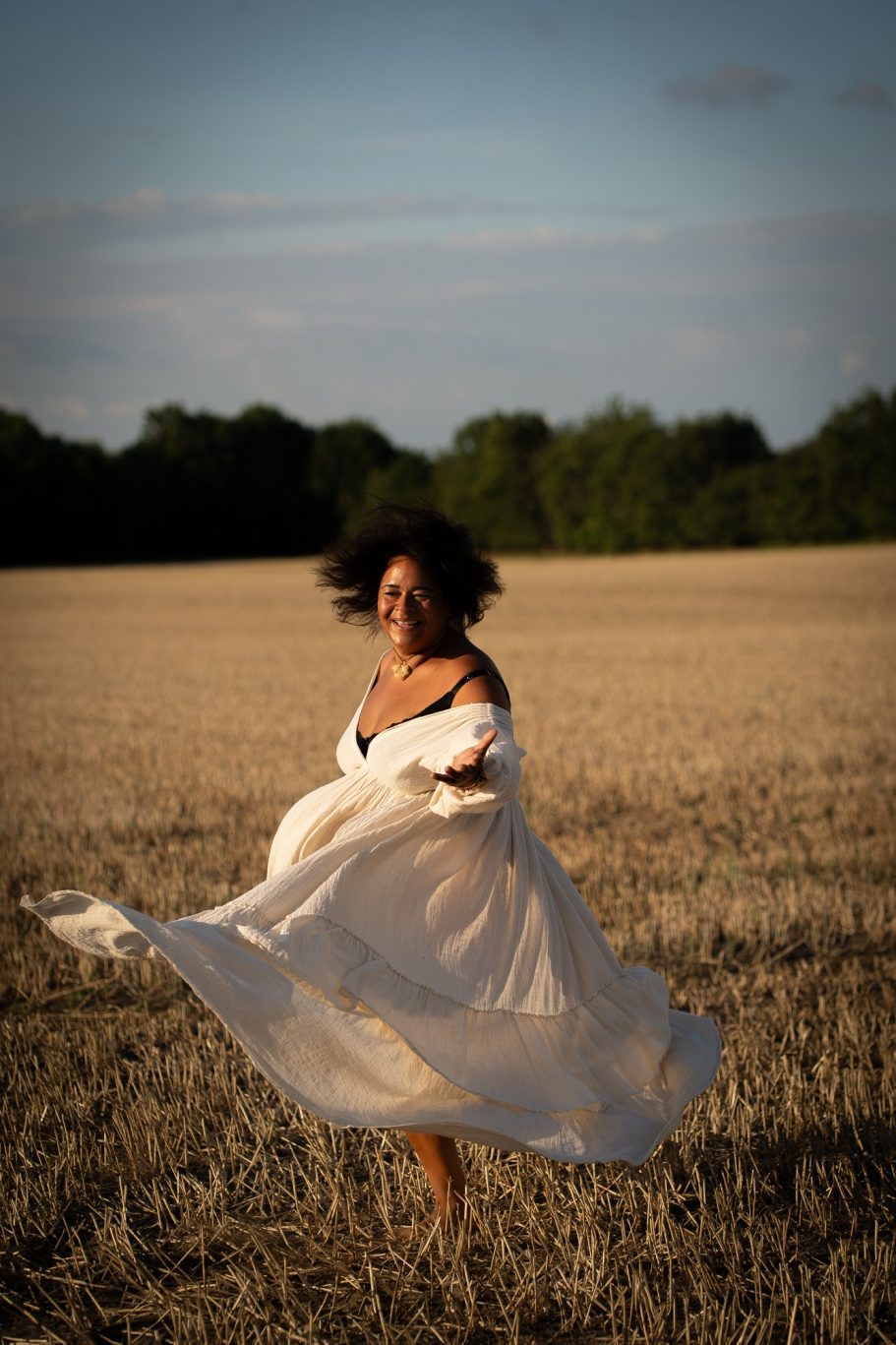 Fotoshooting Frau Outdoor Würselen